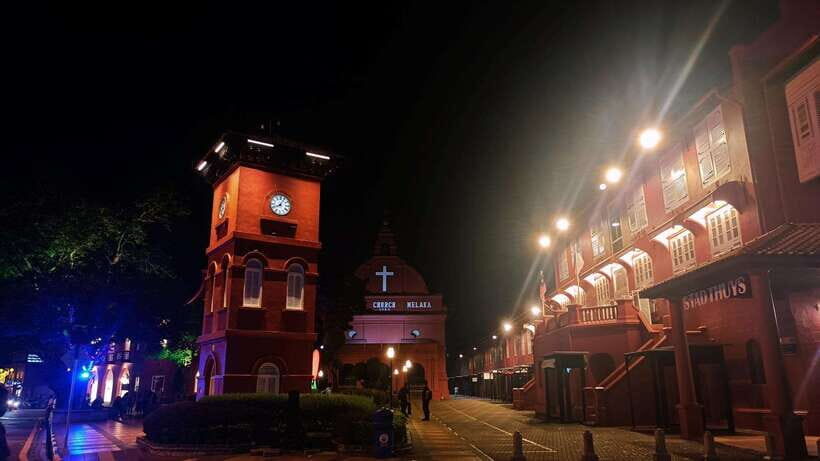 Kuala Lumpur: Private Malacca Night Tour w/Cruise & Trishaw - Key highlights that make this tour work