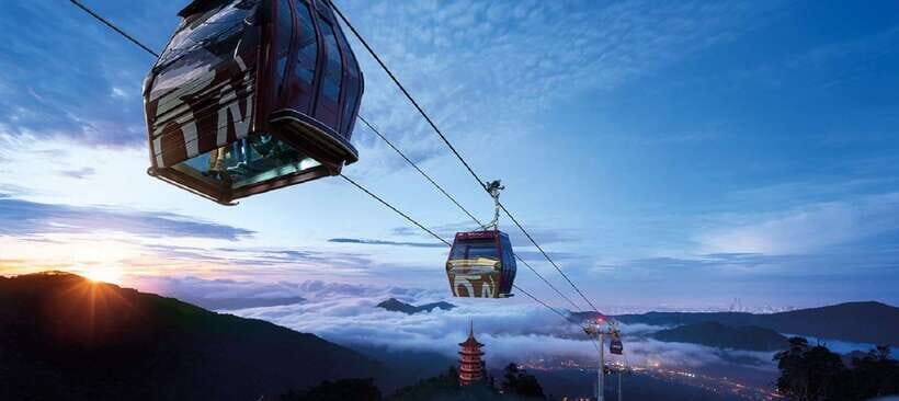 Kuala Lumpur: Private Tour to Genting Highland & Batu Caves - From Kuala Lumpur up to the cooler air: the ride matters