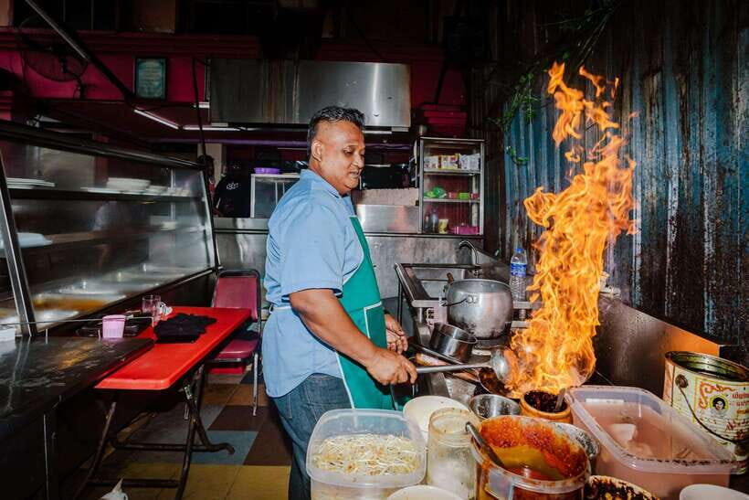 Kuala Lumpur: Sambal Street Food Tour with 15+ Tastings - What you’ll eat: KL classics plus sambal surprises