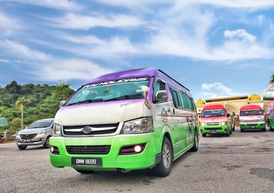 Kuala Lumpur: Sightseeing by Private Vehicle with Driver - The value math: why $81 per group can make sense