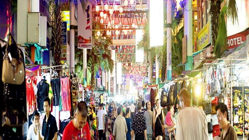 Kuala Lumpur: Street Market Exploration & Shopping Tour - Crawford County: a quick photo and shopping add-on