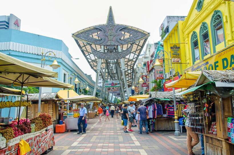 Kuala Lumpur: Street Market Exploration & Shopping Tour - Brickfields: Little India shopping for color, fabric, and spices
