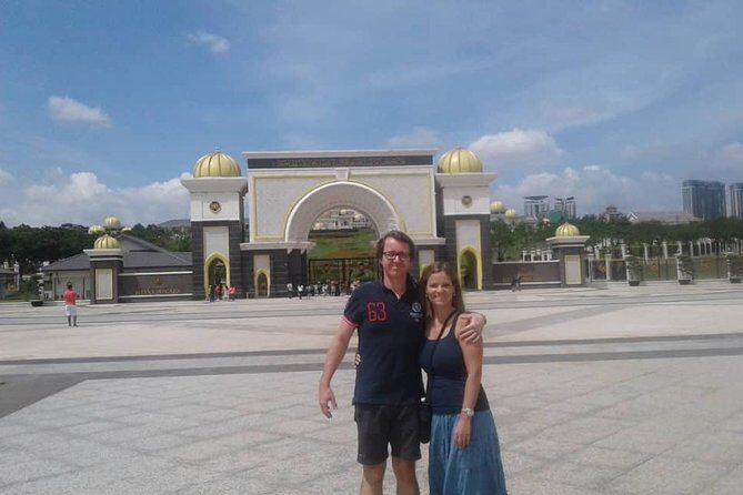 Kuala Lumpur Tour Cruise Excursion from Port Klang - Batu Caves: Hindu Temples, 272 Steps, and the Real Sense of Place