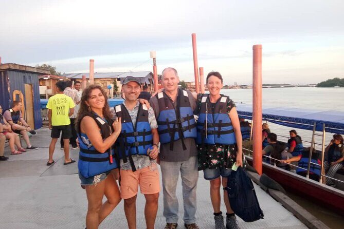 Kuala Selangor Fireflies Tour with Fort Altingsburg & Dinner - Sri Shakti Temple, Sungai Buloh, and quick photo breaks
