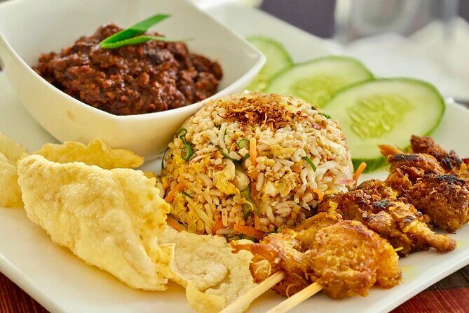LaZat Malaysian Cooking Class - The Instructor Rhythm: Small Group Learning With Culture Notes