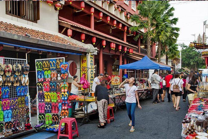 Malacca Sunset Tour: UNESCO Heritage Highlights & River Cruise - Jonker Street at the End: Shopping, Snacks, and a Weekend-Night Energy