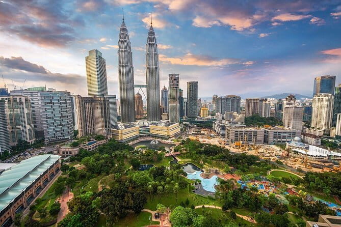 Malaysia: Aquaria KLCC Admission E-Ticket - Timing Your Visit: 1 to 2 Hours Without Stress