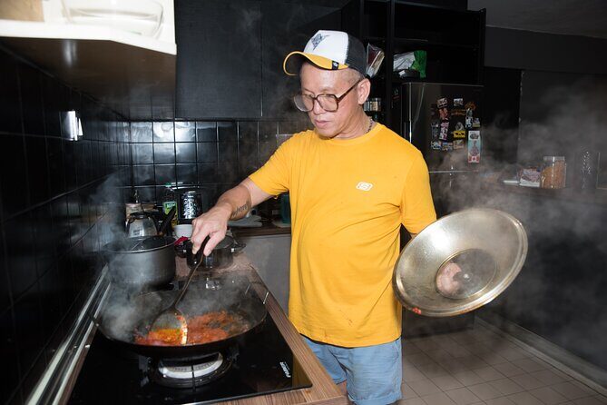 Malaysia Cooking Classes With Local - Choosing what you cook: Nasi Lemak plus a dessert, with some flexibility