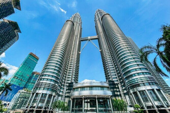 Malaysia Petronas Twin Tower Observation Deck E-Tickets - E-tickets and the phone scan: a small detail that saves real stress