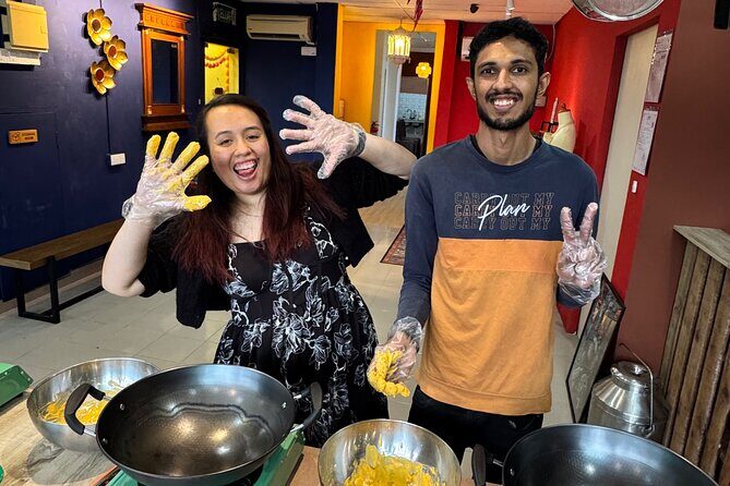 Malaysian Hands-On Cooking Class : Masala Medley - Kesari and Masala Chai: Dessert and the Scratch-Brew Finish
