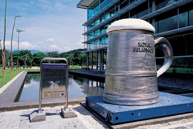 Malaysia's Countryside & Batu Caves Tour - The driver-led experience: where it can shine
