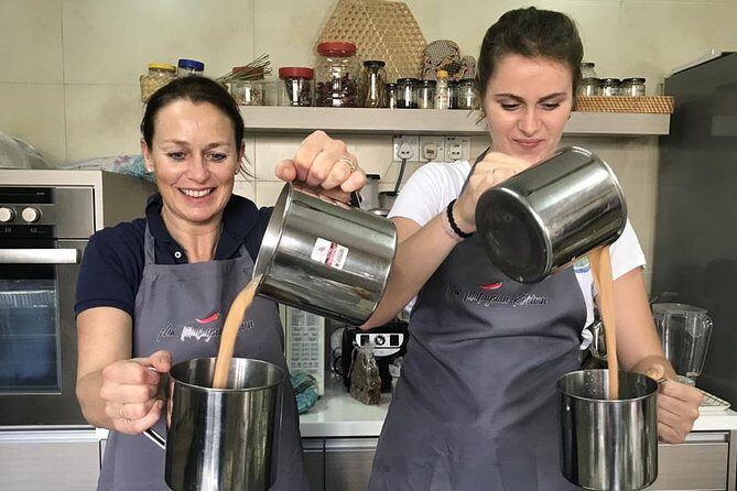 New Malaysian Kitchen Cooking Class and Garden Tour - Cooking five Malaysian street-food dishes in a real kitchen