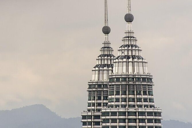 Petronas Twin Tower Entry (E-Ticket) With Skybridge Access - Petronas Twin Towers and the Skybridge: why this ticket feels different