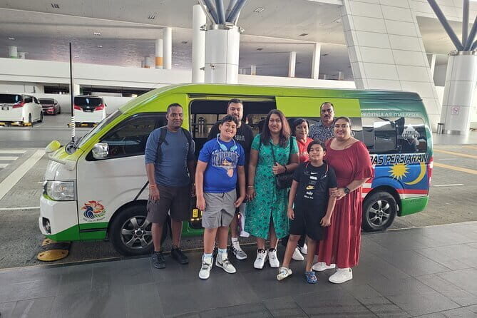 Premium Airport Transfer Kuala Lumpur - The Drive Time: 60 km, About 1 Hour (Plus Rush Hour)