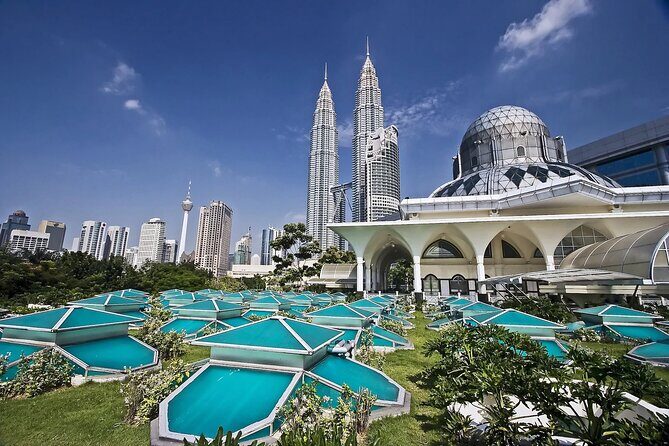Private FullDay Tour includes Petronas Twin Towers & Batu Caves - What’s not included (and how to plan around it)