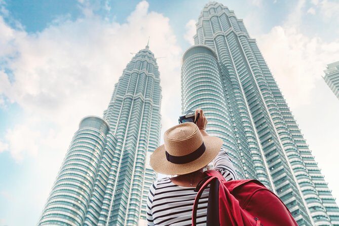 Private Guided Kuala Lumpur Day Trip With Lunch - Batu Caves: the temple climb, the photo spots, and the shoe test