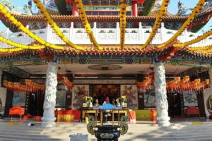 Private Half-Day Batu Caves and Cutural Tour in Kuala Lumpur - Pickup, air-conditioned comfort, and what “private” really means