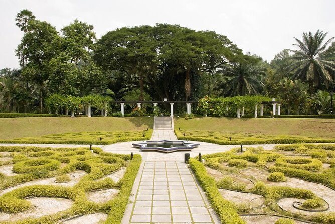 Private Half-Day Kuala Lumpur City Exploration Tour - Istana Negara: Outside-Only Views of the King’s Palace