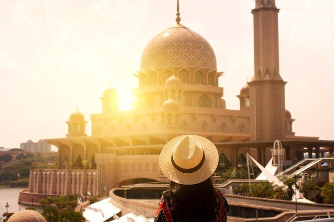 Private Half-Day Putrajaya Tour with Lake Cruise from Kuala Lumpur - The 4-Hour Flow: How the Morning/Afternoon Choice Helps Your Day