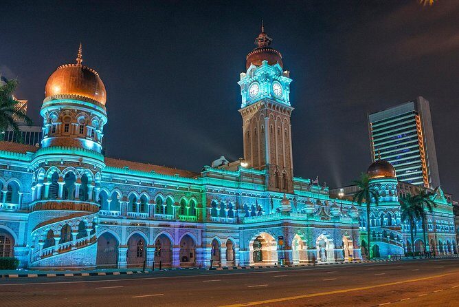Private Kuala Lumpur City Tour With Petronas Tower & Local Dinner - Little India Brickfields: 30 minutes for snacks, color, and quick buys