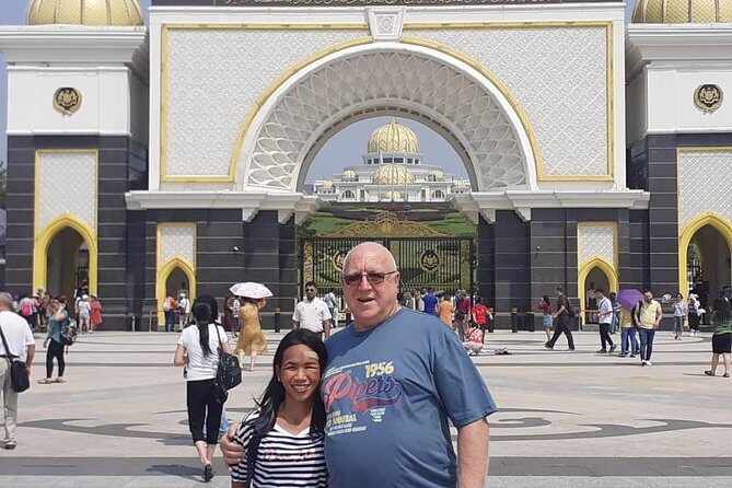 Private Layover Tour from Airport : Best of Kuala Lumpur - Thean Hou Temple: a classic Chinese temple stop in KL
