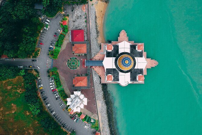 Private Malacca Day Tour from Kuala Lumpur - Pickup, your own car, and the value of having a driver (not a crowd)