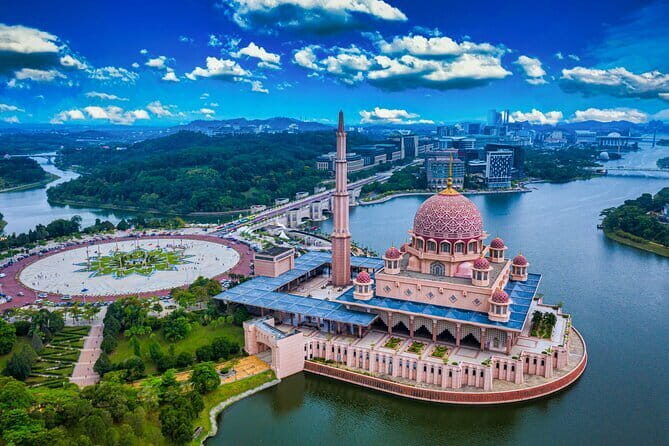 Putrajaya Tour From Kuala Lumpur Includes Batu Caves - Key highlights you’ll actually feel