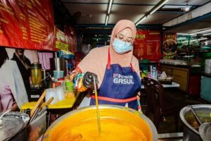 Sambal Streets Kuala Lumpur Food Tour with 15+ Tastings - Small Group, Big Attention: How the Guide Changes Everything