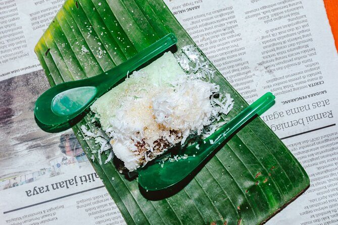 Sambal Streets Kuala Lumpur Food Tour with 15+ Tastings - Comfort Tips: Shoes, Rain Gear, and How to Stay on Your Feet