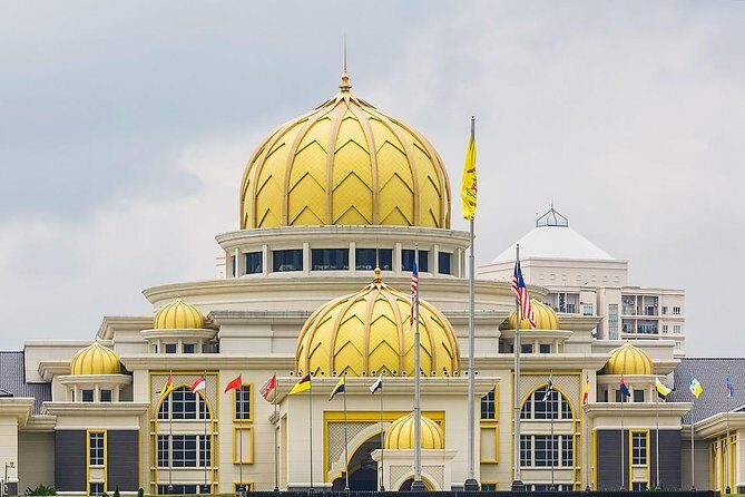Shore Excursions from Port Klang Terminal - River of Life, KLCC Park, and the Petronas Photo Stop