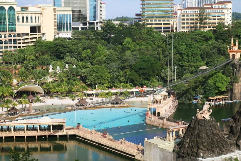 Sunway Lagoon Theme Park with Round-Trip Transfer - Kuala Lumpur to Sunway Lagoon: how the minivan day really works