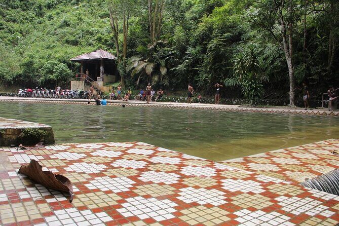 Templer Park and Kanching Waterfall Tour with Batu Caves Stopover - Templer Park: jungle trails, picnic time, and Bukit Takun nearby