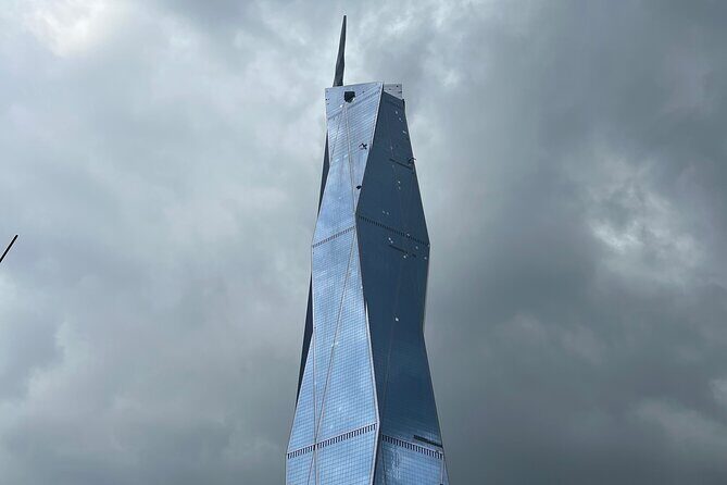 Ten Wonders Of Kuala Lumpur Shared Tour - Pickup at Suria KLCC and the “shared tour” reality