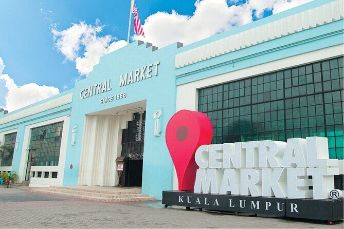 Ten Wonders Of Kuala Lumpur Shared Tour - The River of Life, Merdeka Square, and Sultan Abdul Samad: KL’s civic core