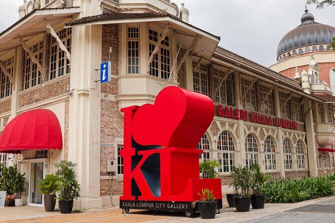 Ten Wonders Of Kuala Lumpur Shared Tour - Thean Hou Temple and the turn toward Chinese religious heritage