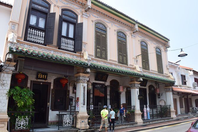 Treasures Of The Far East-Malacca, Museum, Trishaw Ride(Private) - Stadthuys and the fortress landmarks: Porta De Santiago plus churches
