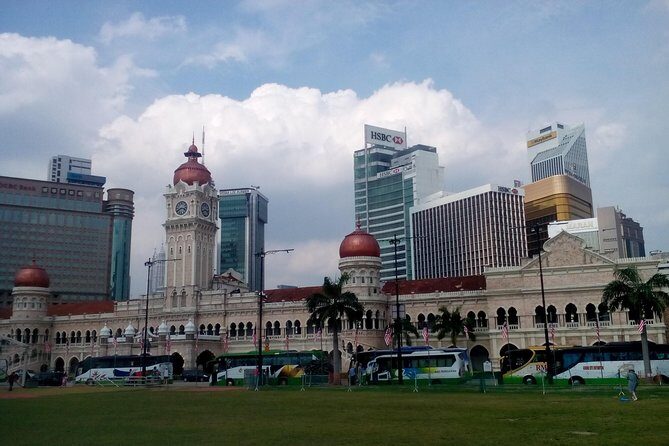 Wonders of Kuala Lumpur City & Countryside + Batu Caves (Private Guided Tour) - Price and what your $153.33 per person actually buys